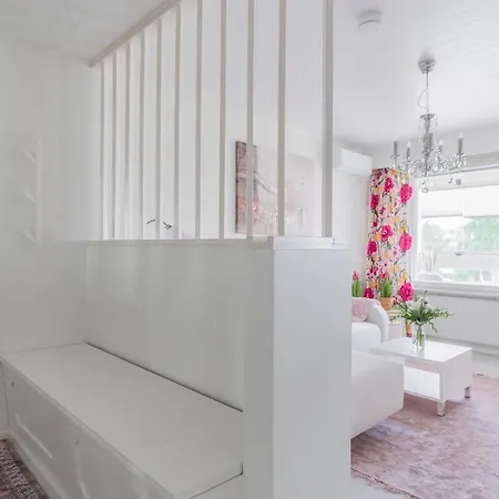 Korkalonkatu 公寓 *